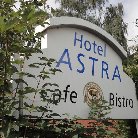 Astra Hotel Ulm Bagian luar foto
