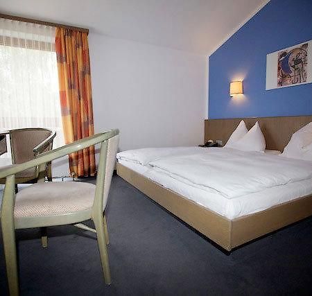 Astra Hotel Ulm Bagian luar foto