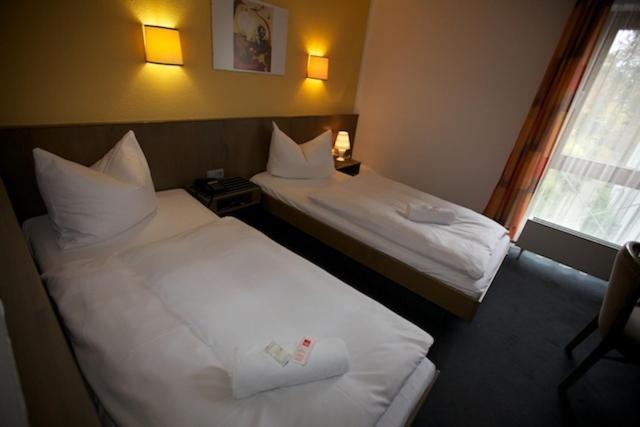 Astra Hotel Ulm Ruang foto
