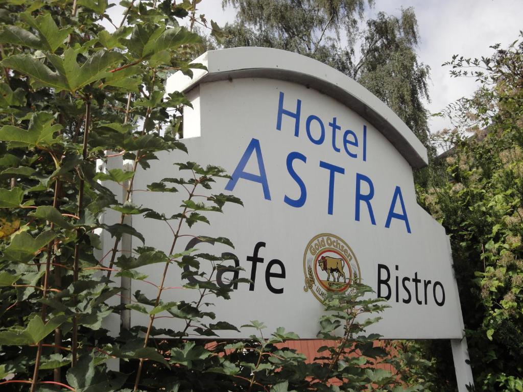 Astra Hotel Ulm Bagian luar foto
